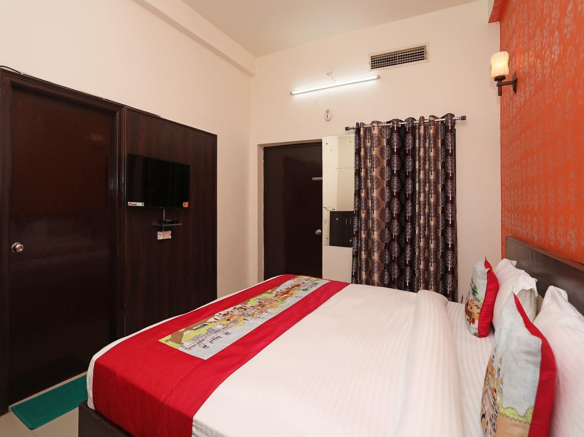 Oyo 11041 Hotel Taj Ansh 阿格拉 外观 照片